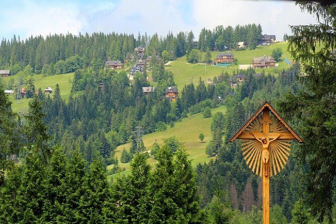 Tatra Mountains Zakopane and Panoramic Dunajec River Rafting - Dunajec River rafting: the Pieniny views are the whole point