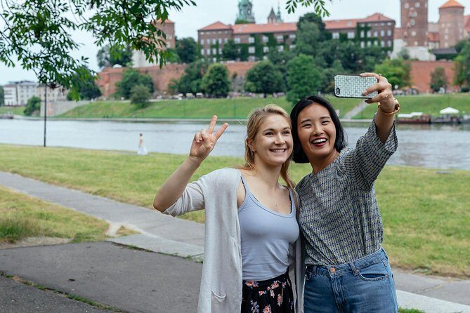 The Heart of Krakow: Old Town & Wawel Castle Private Tour - Price and value: what $87.71 buys you in real terms