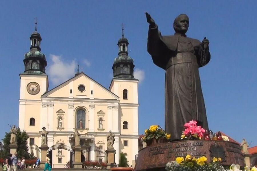 Wadowice, Kalwaria and Lagiewniki: John Paul II Tour - Price and what you’re really paying for ($241 per person)