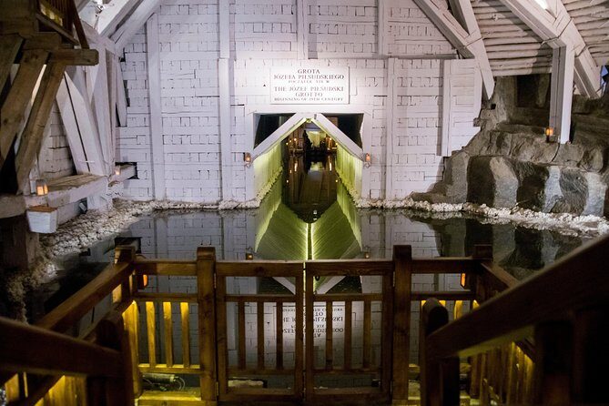 Wieliczka Salt Mine Guided Tour Skip the Line Ticket - What Norbert-style guiding adds to the experience