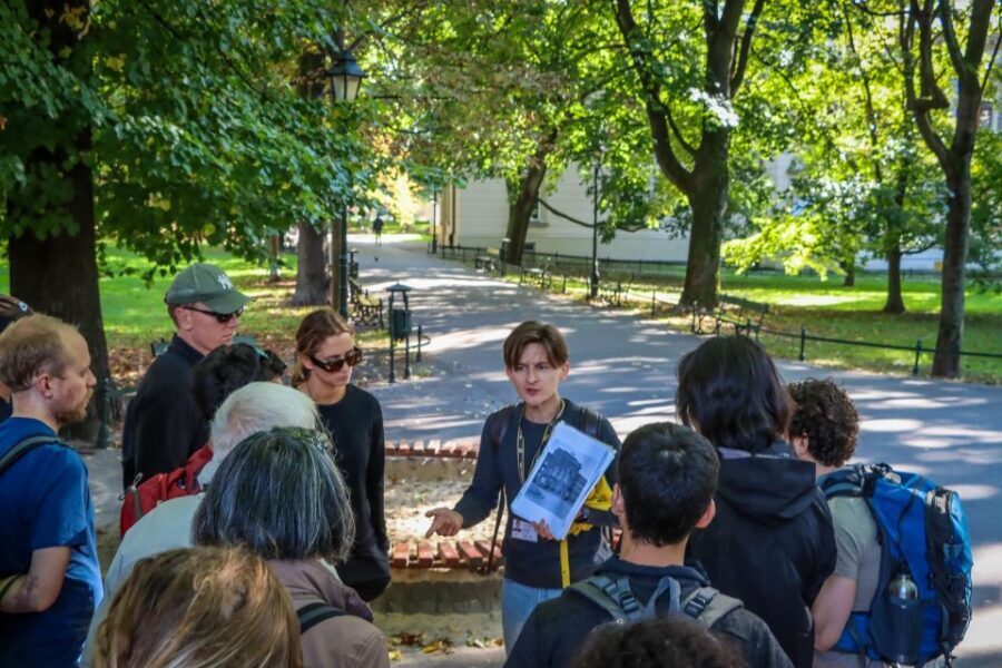 World War II in Krakow Walking Tour in English - What 150 minutes really means for your schedule
