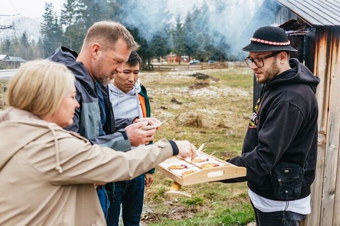 Zakopane Day Tour from Krakow with Tasting and Funicular ride - Gubałówka funicular: the best view-to-effort ratio