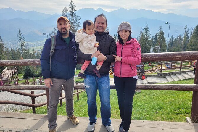 Zakopane Private Tour From Krakow - Churches and the Na Peksowym Brzyzku cemetery: quiet, old, and a bit moving
